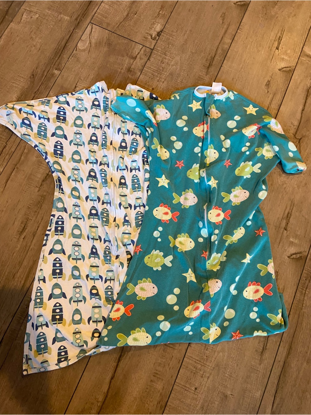 2 zipadee zip sleep sacks